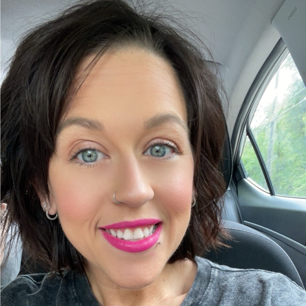 Meet your Posher, Amanda